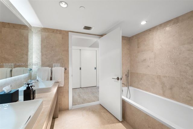 102 24th Street 1219, Miami Beach, FL 33139