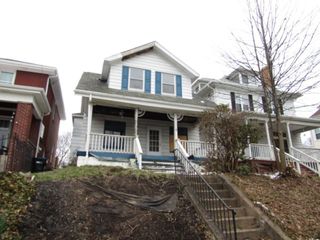 324 Ridgewood Ave, West View, PA 15229