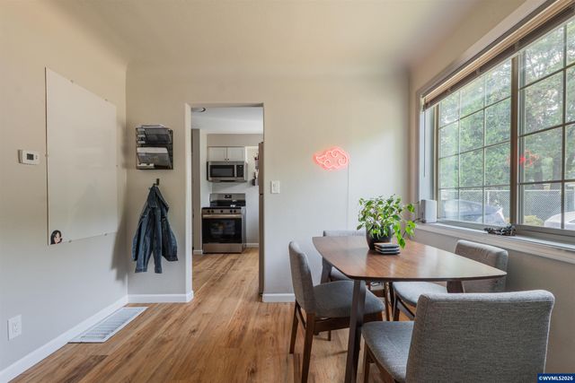 3068 Pringle Rd SE, Salem, OR 97302