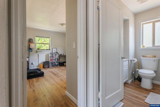 3068 Pringle Rd SE, Salem, OR 97302