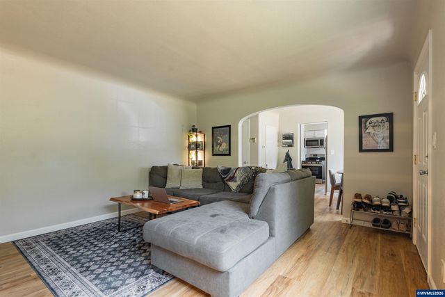 3068 Pringle Rd SE, Salem, OR 97302