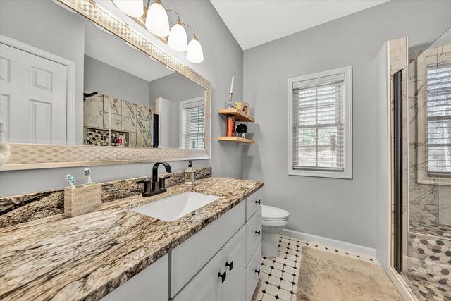 213 Redwood TER, Huddleston, VA 24104