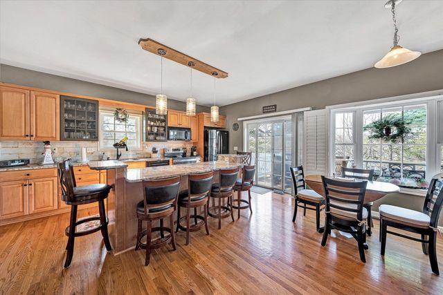 213 Redwood TER, Huddleston, VA 24104