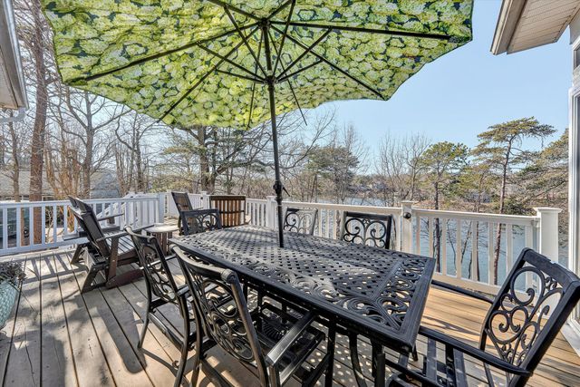 213 Redwood TER, Huddleston, VA 24104