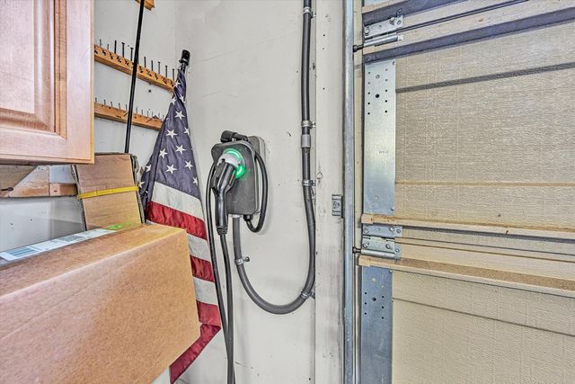 213 Redwood TER, Huddleston, VA 24104