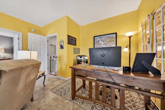 213 Redwood TER, Huddleston, VA 24104