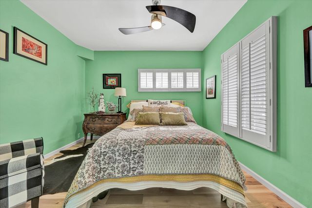 213 Redwood TER, Huddleston, VA 24104