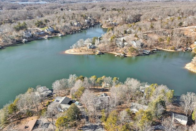 213 Redwood TER, Huddleston, VA 24104