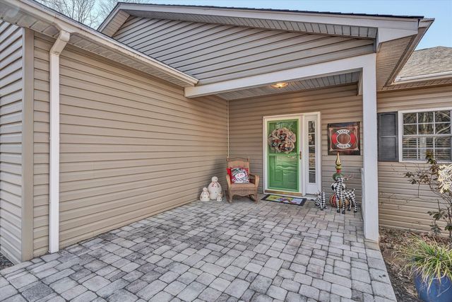 213 Redwood TER, Huddleston, VA 24104