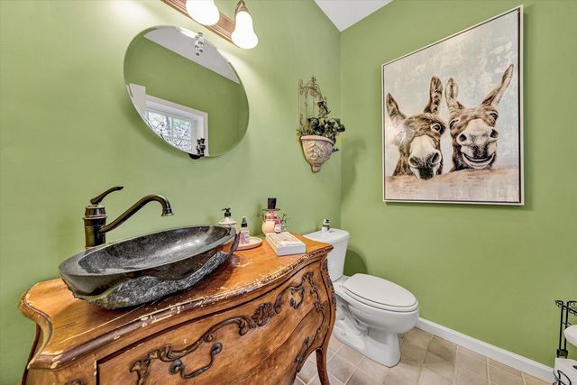 213 Redwood TER, Huddleston, VA 24104