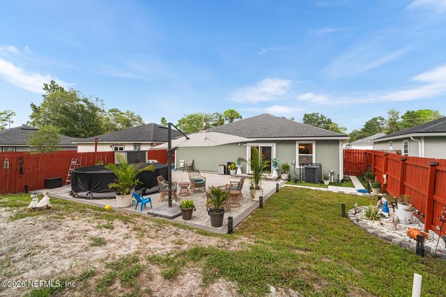 8360 HEWITT Street, Jacksonville, FL 32244