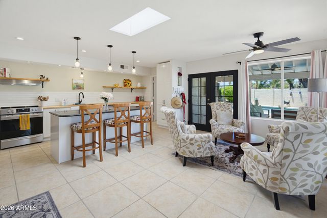 11242 N 44TH Court, Phoenix, AZ 85028