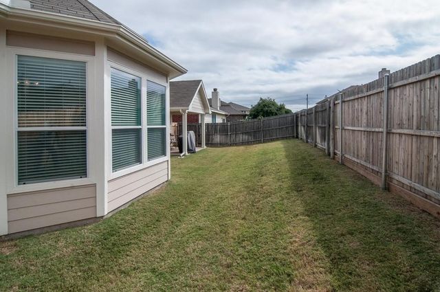 13049 Fencerow Road, Fort Worth, TX 76244