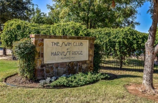 13049 Fencerow Road, Fort Worth, TX 76244