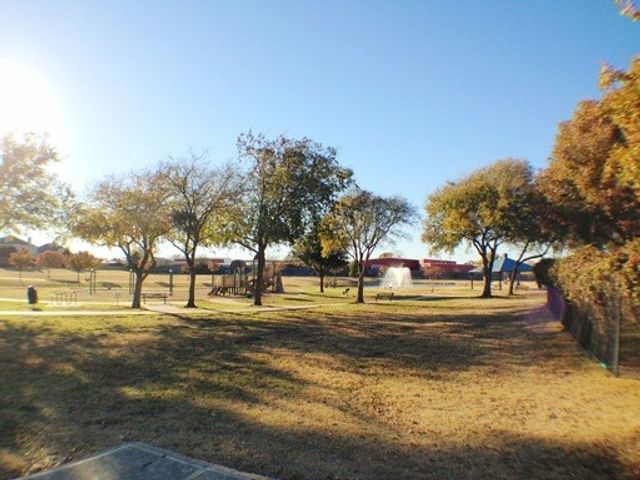 13049 Fencerow Road, Fort Worth, TX 76244