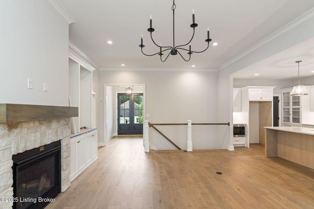 3015 Heather Green Blvd, La Grange, KY 40031