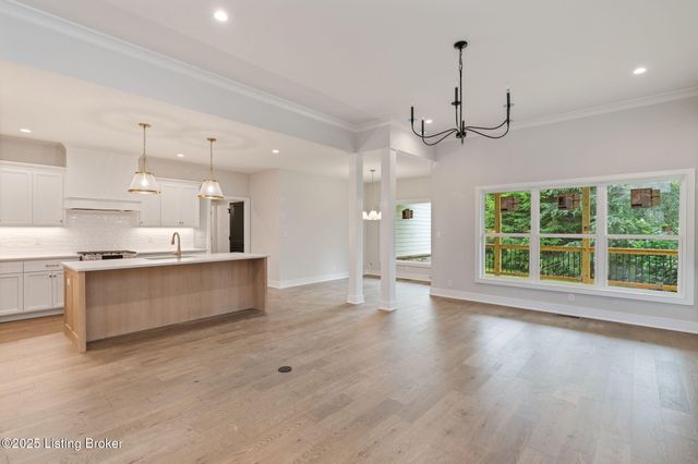 3015 Heather Green Blvd, La Grange, KY 40031