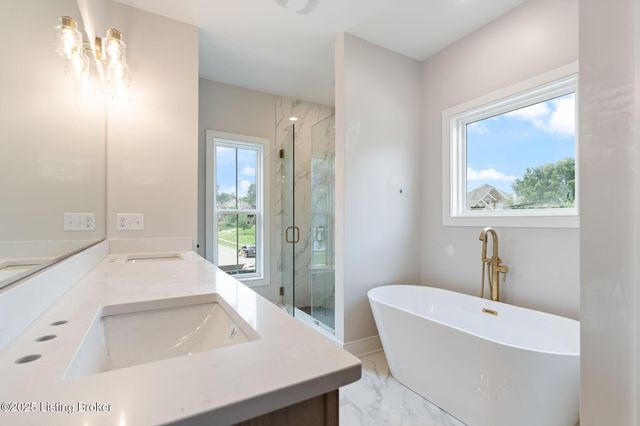 3015 Heather Green Blvd, La Grange, KY 40031