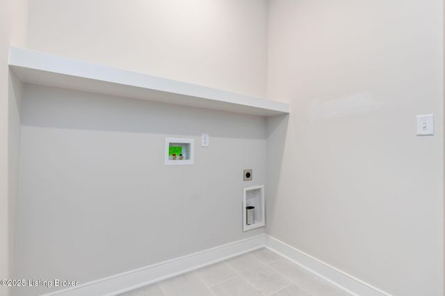 3015 Heather Green Blvd, La Grange, KY 40031