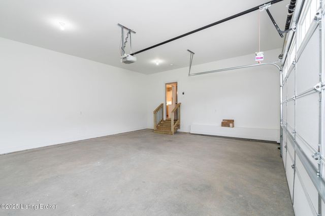 3015 Heather Green Blvd, La Grange, KY 40031