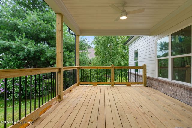 3015 Heather Green Blvd, La Grange, KY 40031