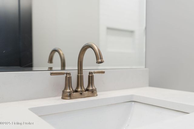 3015 Heather Green Blvd, La Grange, KY 40031