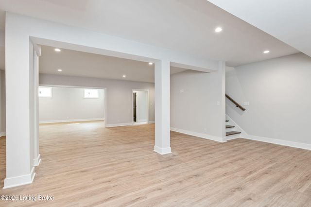 3015 Heather Green Blvd, La Grange, KY 40031