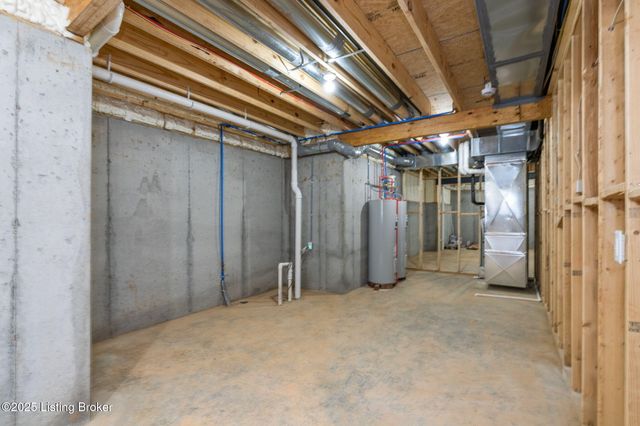 3015 Heather Green Blvd, La Grange, KY 40031