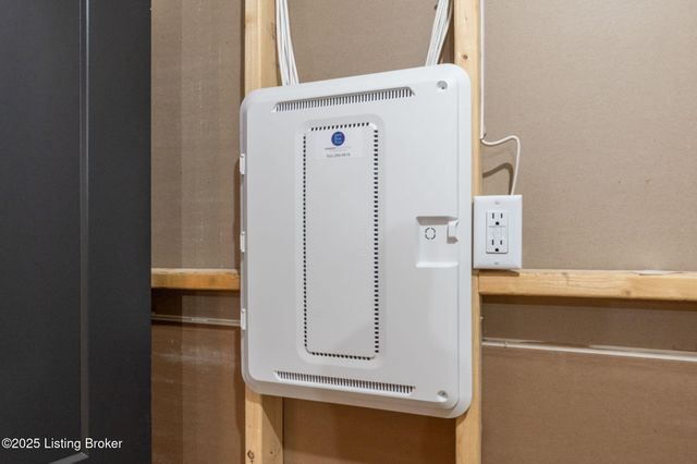 3015 Heather Green Blvd, La Grange, KY 40031