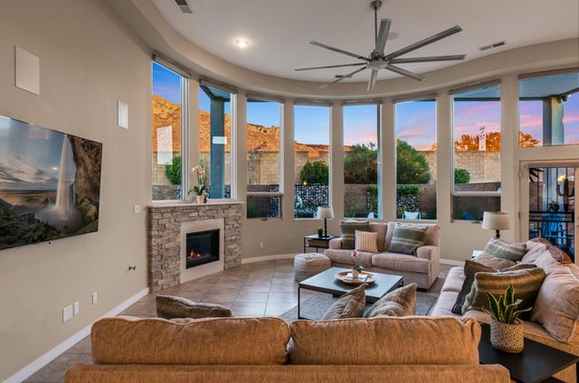 9520 Ridge Vista Drive NE, Albuquerque, NM 87122