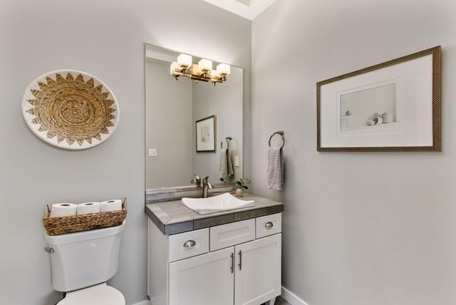 9520 Ridge Vista Drive NE, Albuquerque, NM 87122