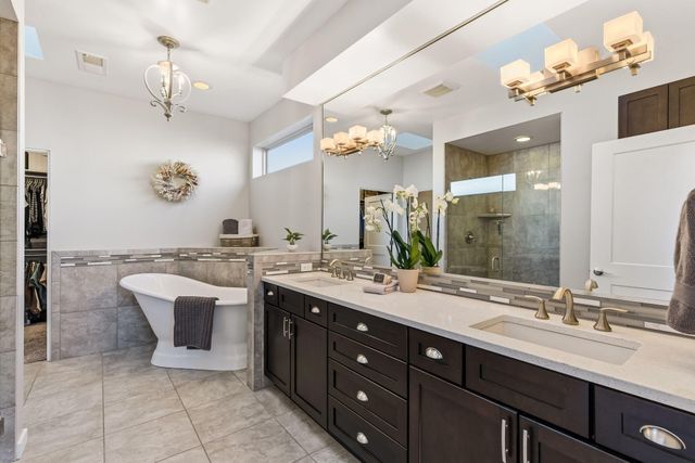 9520 Ridge Vista Drive NE, Albuquerque, NM 87122