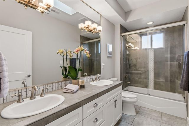 9520 Ridge Vista Drive NE, Albuquerque, NM 87122