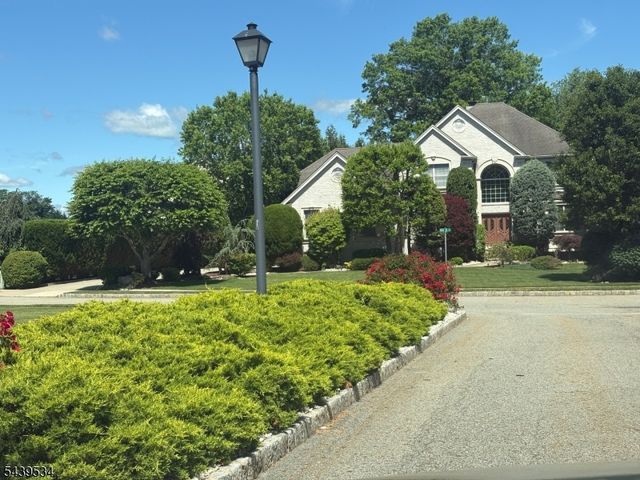 9 Ralph Dr, Fairfield Twp., NJ 07004