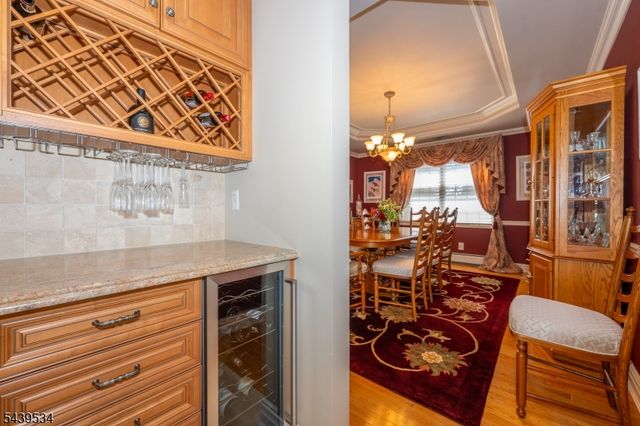 9 Ralph Dr, Fairfield Twp., NJ 07004