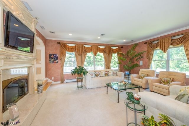 9 Ralph Dr, Fairfield Twp., NJ 07004