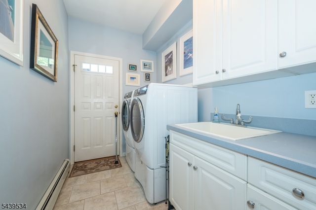 9 Ralph Dr, Fairfield Twp., NJ 07004