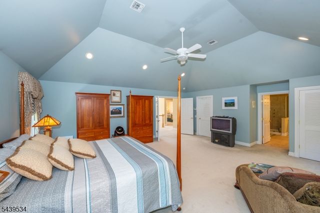 9 Ralph Dr, Fairfield Twp., NJ 07004