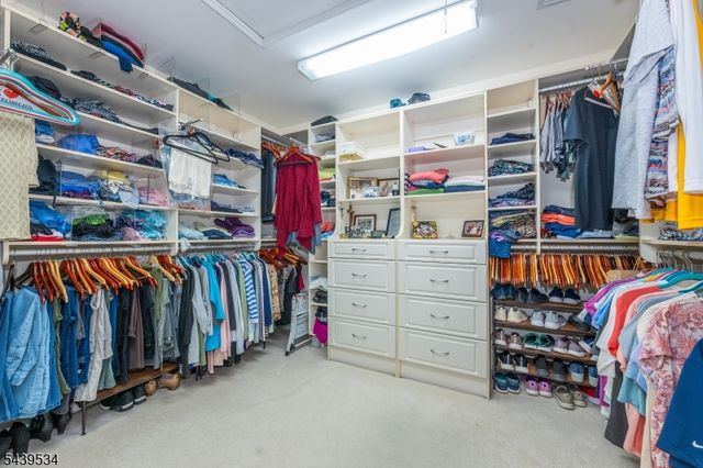9 Ralph Dr, Fairfield Twp., NJ 07004