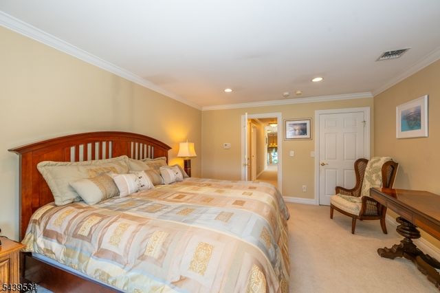 9 Ralph Dr, Fairfield Twp., NJ 07004