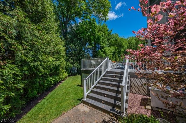 9 Ralph Dr, Fairfield Twp., NJ 07004