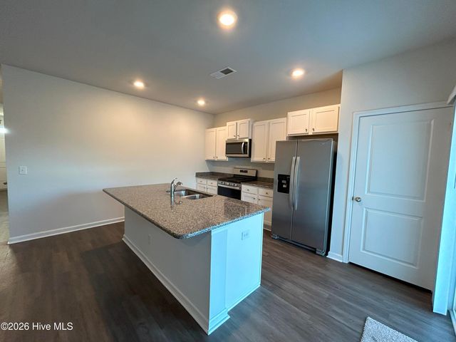 448 St Kitts Way, Winnabow, NC 28479