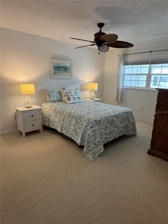 Image 15 of property listing at 204 46TH AVENUE TERRACE W 411, Bradenton, FL 34207