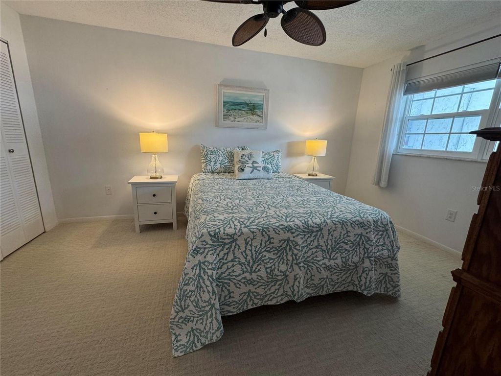 Image 16 of property listing at 204 46TH AVENUE TERRACE W 411, Bradenton, FL 34207