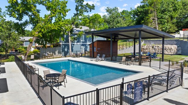 46 Teak Drive 17, Reeds Spring, MO 65737