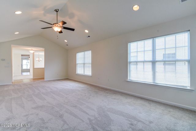 50 Eagle Ridge Circle, Lakewood, NJ 08701