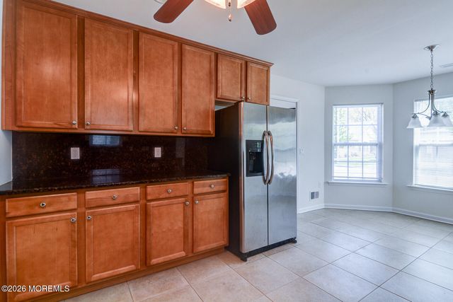 50 Eagle Ridge Circle, Lakewood, NJ 08701