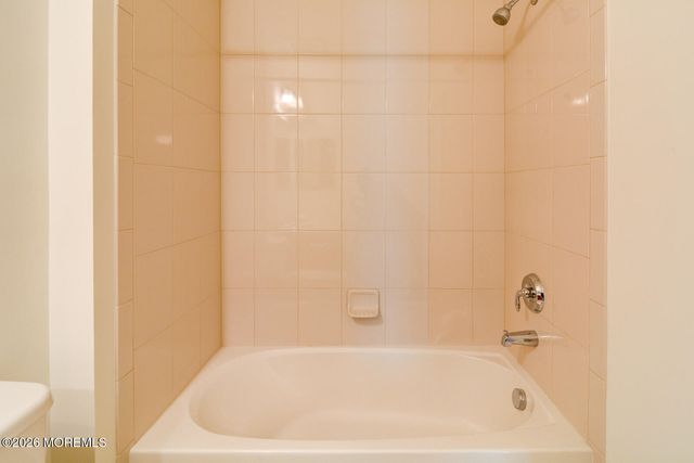 50 Eagle Ridge Circle, Lakewood, NJ 08701