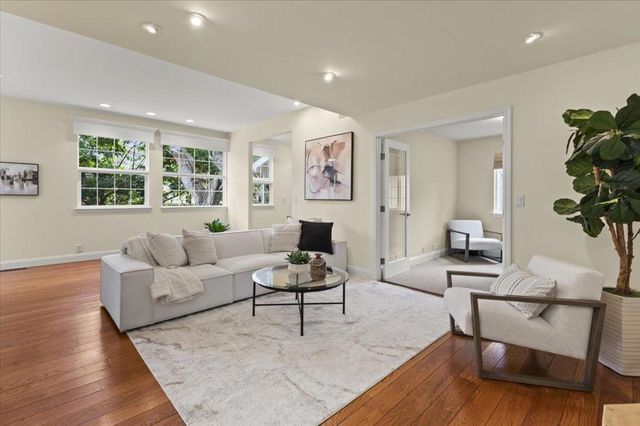 494 GROVE ACRE Avenue, Pacific Grove, CA 93950
