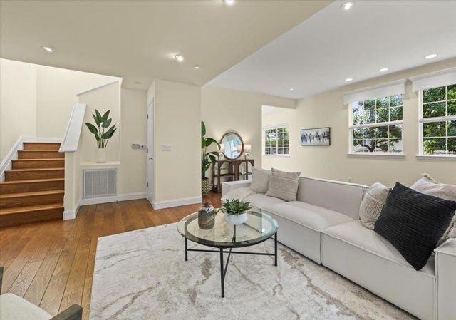 494 GROVE ACRE Avenue, Pacific Grove, CA 93950